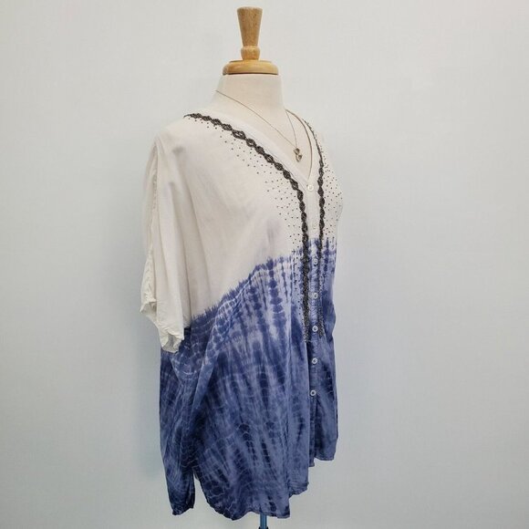 Catherines Tie Dye Beaded Button Blouse Top Plus Size 2X Short Sleeve Blue White - Picture 2 of 16
